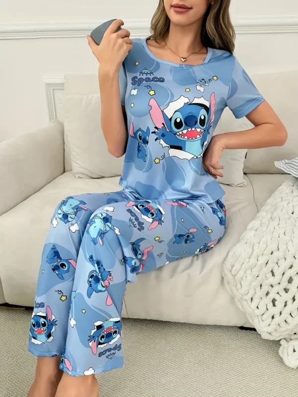 Conjunto Pijama Feminino Stitch - Manga Curta e Calça - Imagem 14