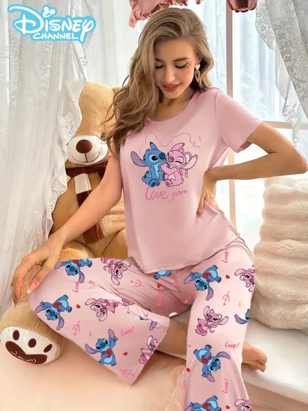 Conjunto Pijama Feminino Stitch - Manga Curta e Calça - Imagem 7